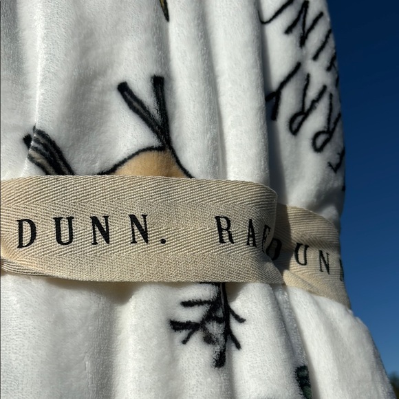 NWT! Rae Dunn Soft Plush ThrowHoliday Blanket - Picture 5 of 6